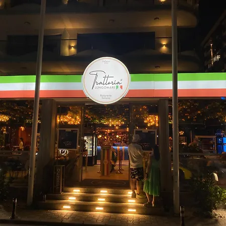 Διαμέρισμα Mamaia 2 *